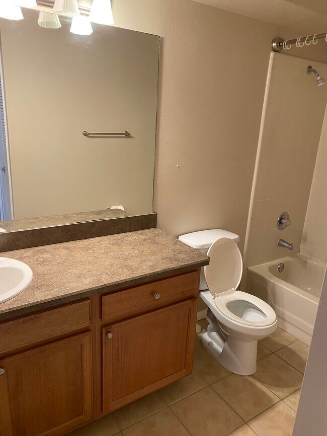 Bathroom - 5460 E Michigan St