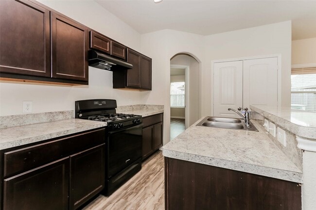 Building Photo - 18803 Venito Dr