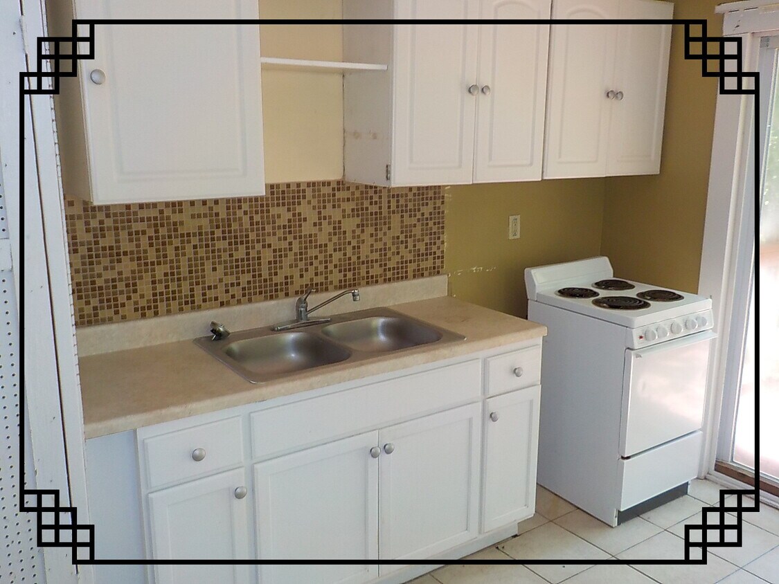 12 Lincoln Cir, Junction City, KS 66441 House for Rent in Junction