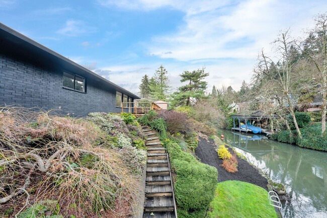 Building Photo - Modern Ranch Remodel on Lake Oswego Canal