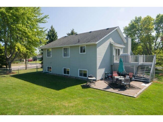 Foto del edificio - 13530 87th Ave N