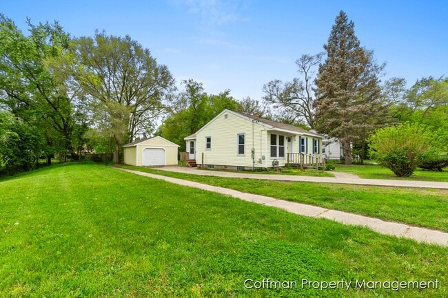 Building Photo - 3 Bed, 1 Bath House