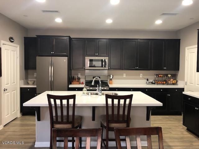 Foto del edificio - 266 Stonegate Road