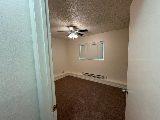 Building Photo - 1700 Blankenship Rd