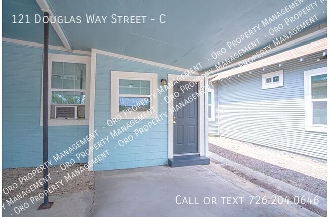 Building Photo - 121 Douglas Way St