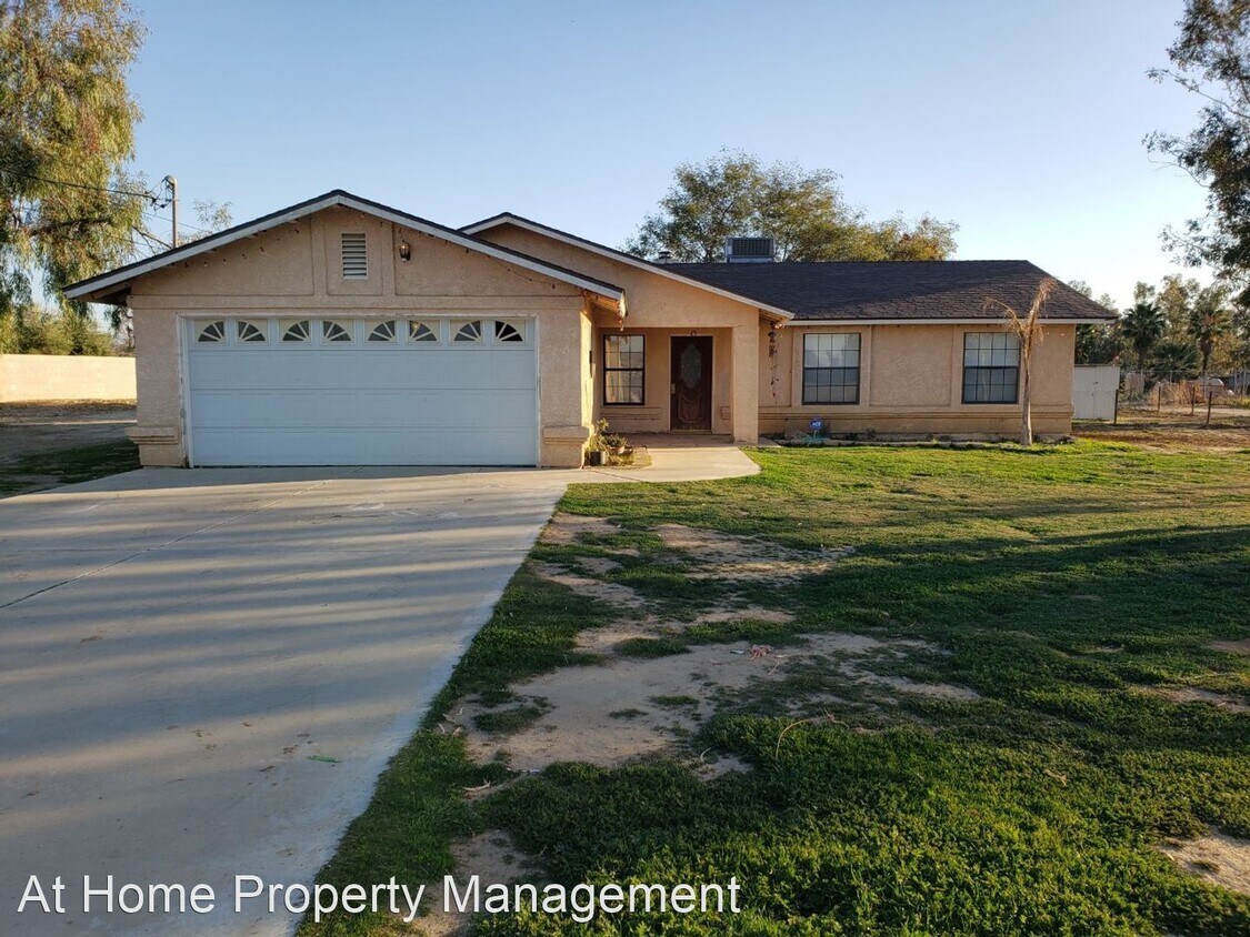 Foto principal - 3 br, 2 bath House - 6049 Muller Rd