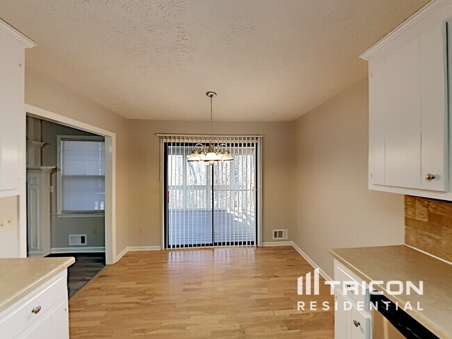 Foto del edificio - 143 Aspen Ct