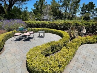 Building Photo - 55 Glengarry Way