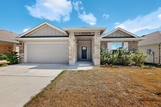 Building Photo - 322 Pedernales Ln