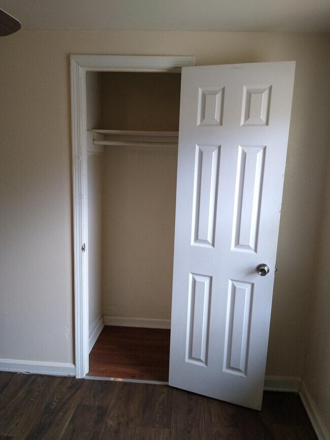 Foto del edificio - 201 Chandler Dr