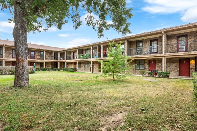 Foto del edificio - 1226 Baylor Ave