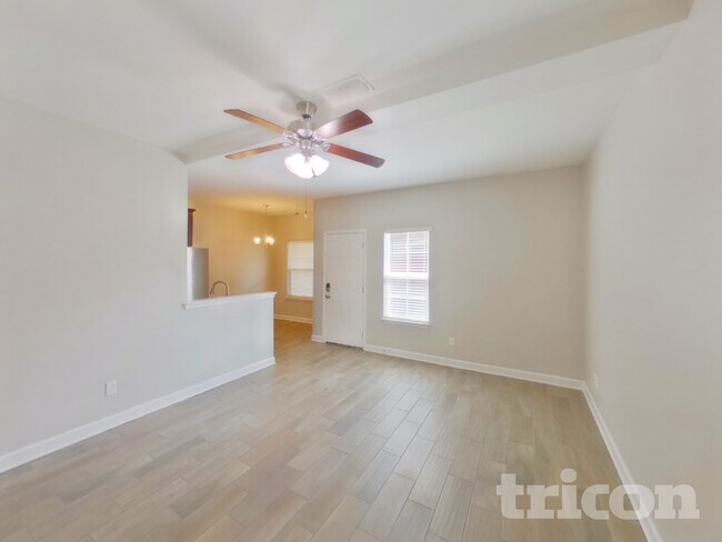 Foto del edificio - 2165 Cason Ln