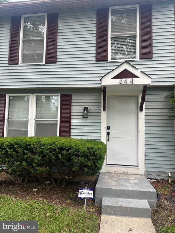Primary Photo - 344 Shady Glen Dr