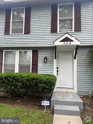Building Photo - 344 Shady Glen Dr