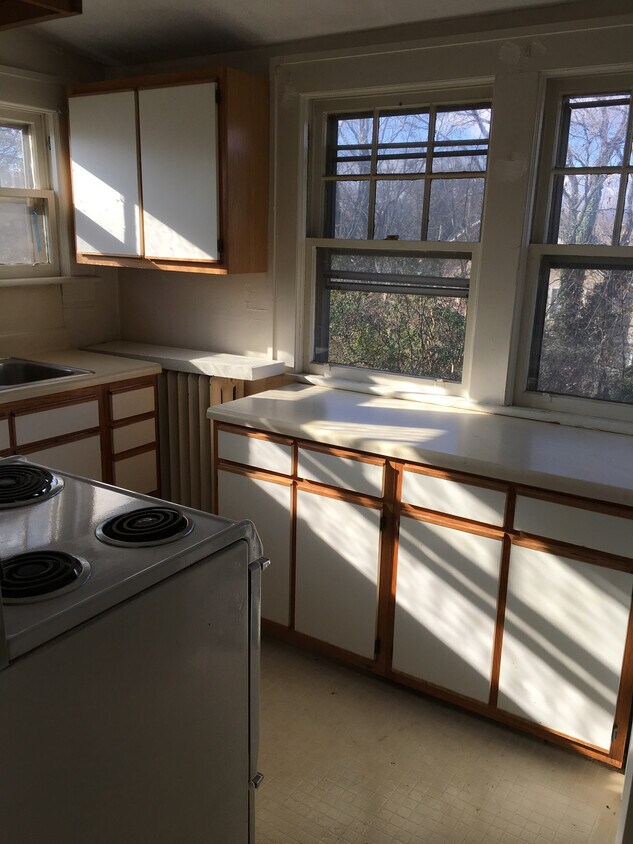Foto principal - 1955 Belleville Rd SW