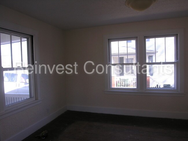 Foto del edificio - 3844 Ebenezer Rd