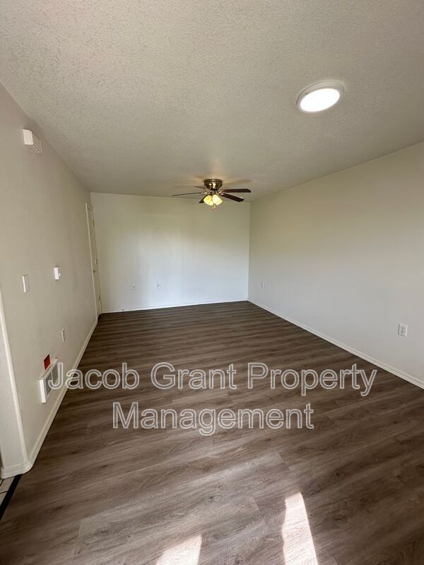 Foto del edificio - 1378 Curlew Dr