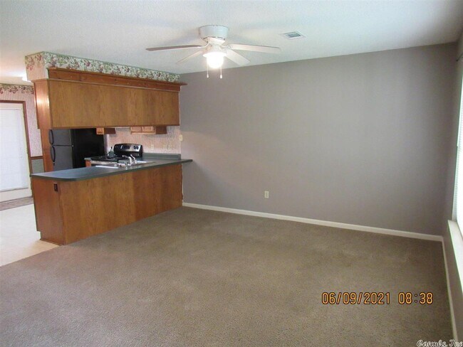 Foto del edificio - 2410 Tyler St