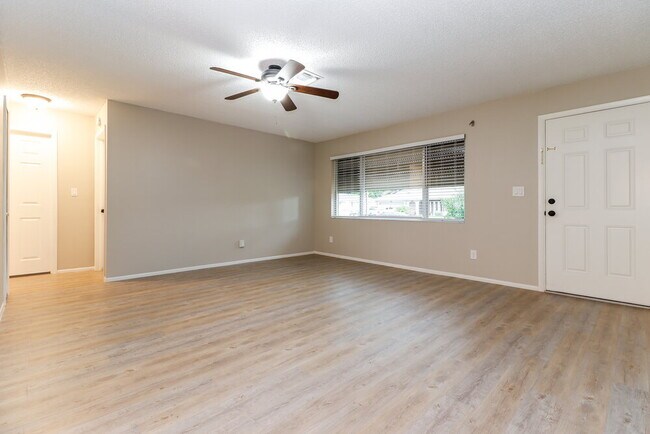 Foto del edificio - 1213 SE 17th Terrace