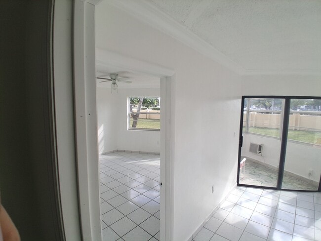 Foto del edificio - 1605 NE Miami Gardens Dr