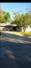 Building Photo - 1405 Ocotilla Dr