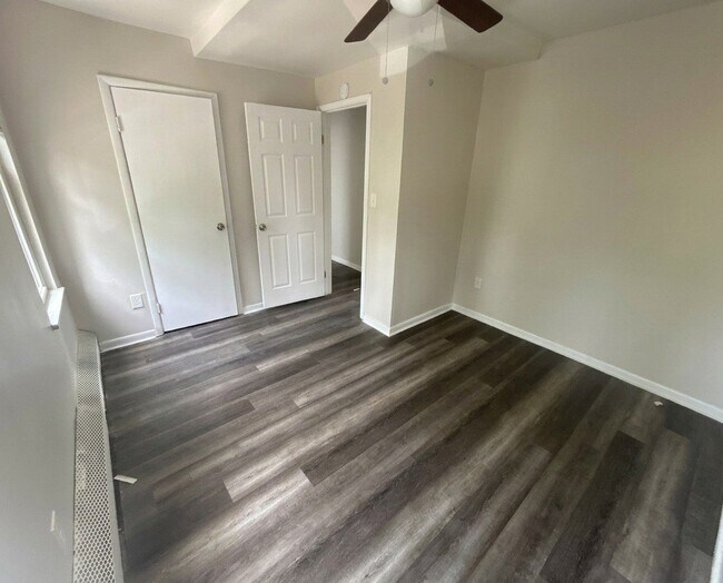 Building Photo - 3547 Harvey Ave