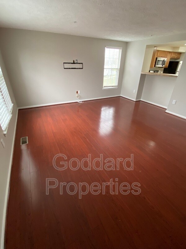 Foto del edificio - 8901 Oxley Forest Ct