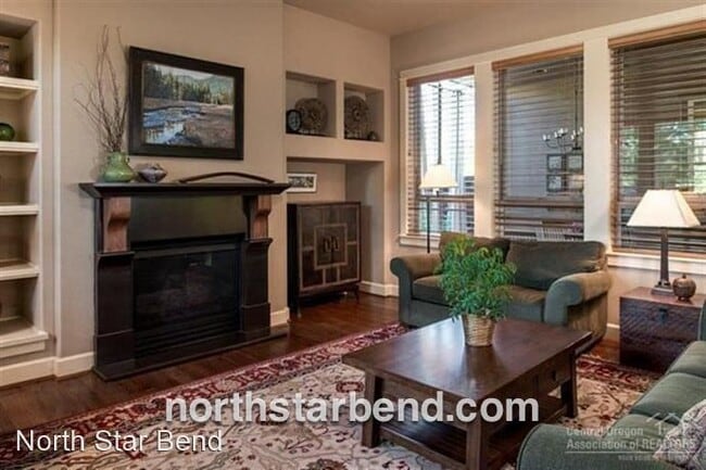 Building Photo - 4 br, 3 bath House - 19693 SW Harvard Pl