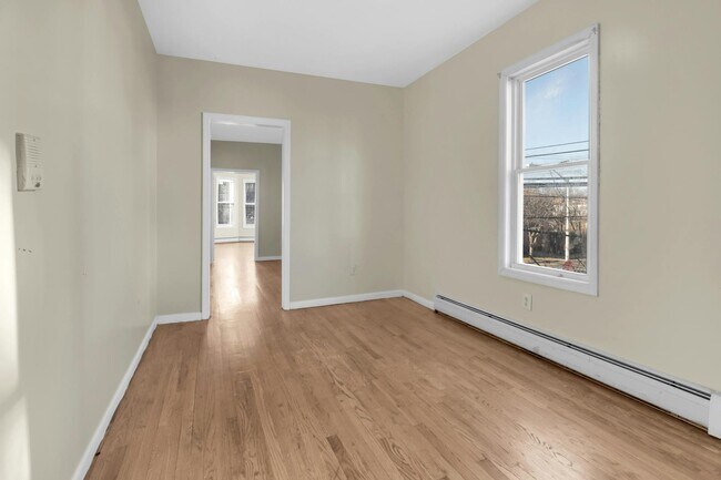 Building Photo - 284 Watchung Ave