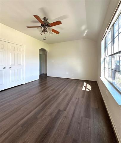 Foto del edificio - 130 Sunburst Ct