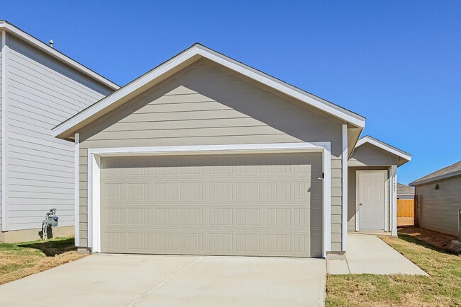 Building Photo - 11525 Chestnut Barr Dr