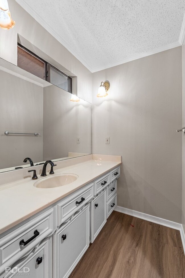 Building Photo - Home For Rent in Benton!