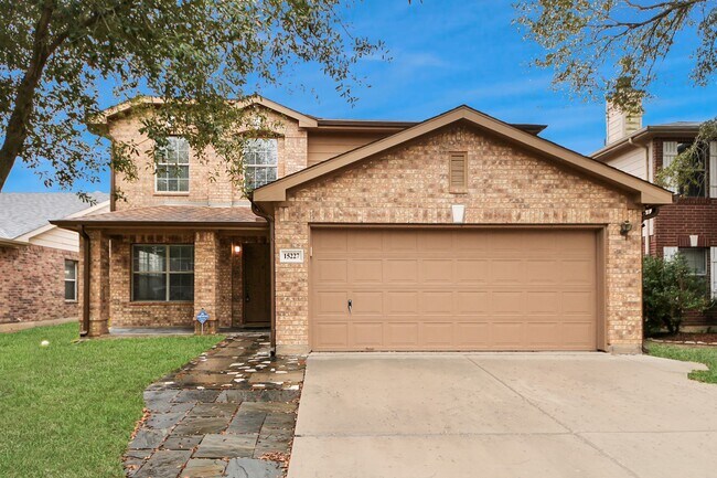 Foto del edificio - 15227 Western Skies Dr