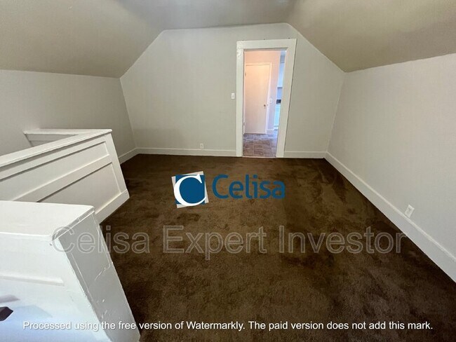 Building Photo - 1229 Wall St