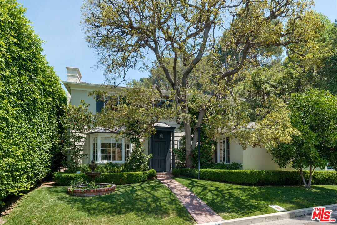 Primary Photo - 9157 Warbler Way