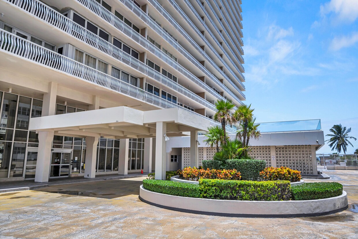 Primary Photo - 4020 Galt Ocean Dr