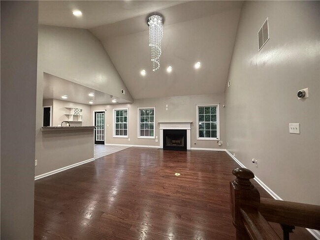 Foto del edificio - 8866 Everwood Dr