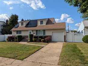 Building Photo - 23 Colonial Dr