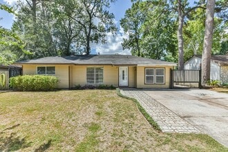Building Photo - 7106 Pinetex Dr