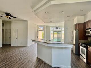 Building Photo - 54325 Avenida Carranza
