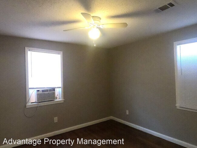 Foto del edificio - 2 br, 1 bath House - 1992 Wynton St.