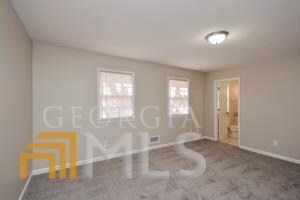 Foto del edificio - 2216 Country Club Dr SE