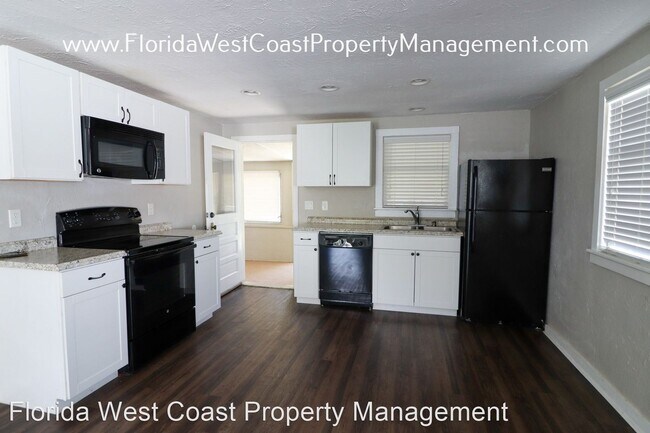 Building Photo - 2 br, 1 bath House - 5408 15th St Ct E