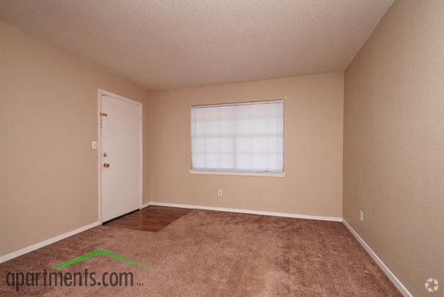 Living Room - Colony Square