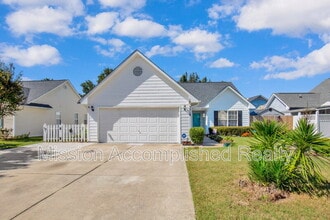 Building Photo - 3918 Red Oak Dr