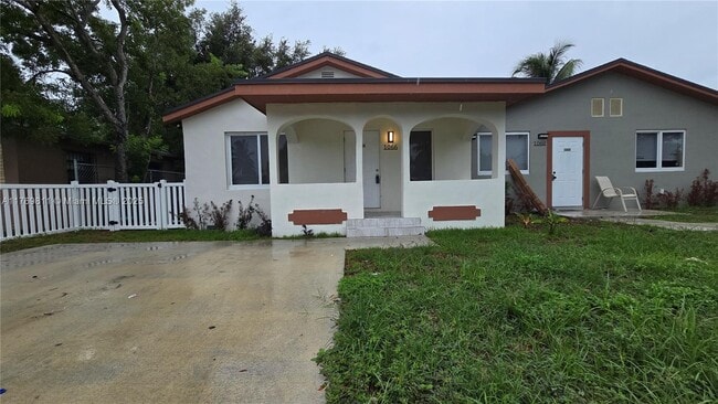 Foto del edificio - 1066 NW 112th St