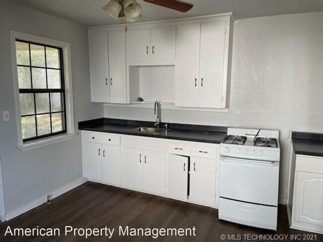 Building Photo - 2 br, 1 bath House - 4823 S 35th W Ave