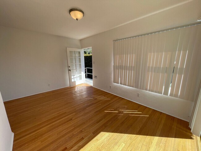 Foto del edificio - 3538 State St