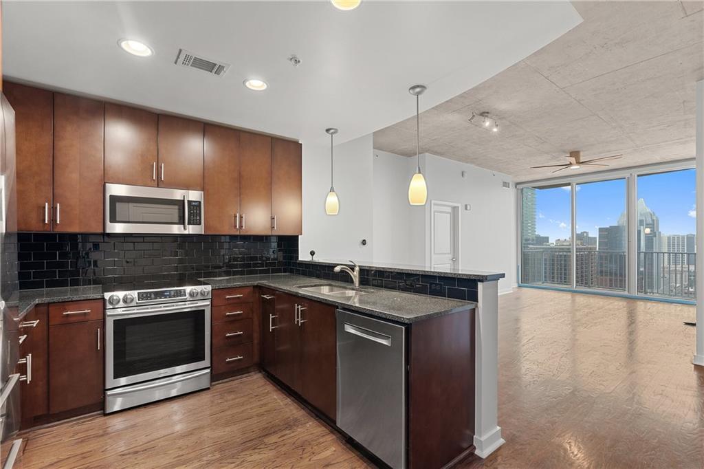 Foto principal - 360 Nueces St