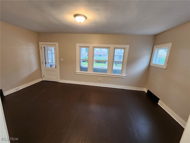 Foto del edificio - 2200 W 104th St